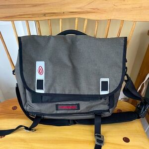 Timbuktuu Messenger Bag, Medium, Gray w/ Black & Orange, Excellentnt Conditionn